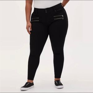 Torrid Black Super Soft Jeggings - 16R
